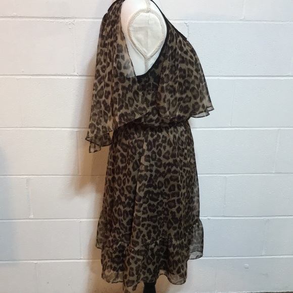 Sophia Tiger Design Dress - Picture 5 of 8